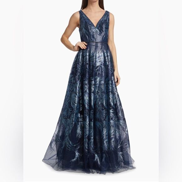 Rene Ruiz Collection Feather Jacquard Fit-&-Flare Gown size 6 - Picture 2 of 15